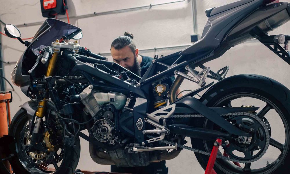 atelier-garage-motos-le-puy-en-velay-caverne-15